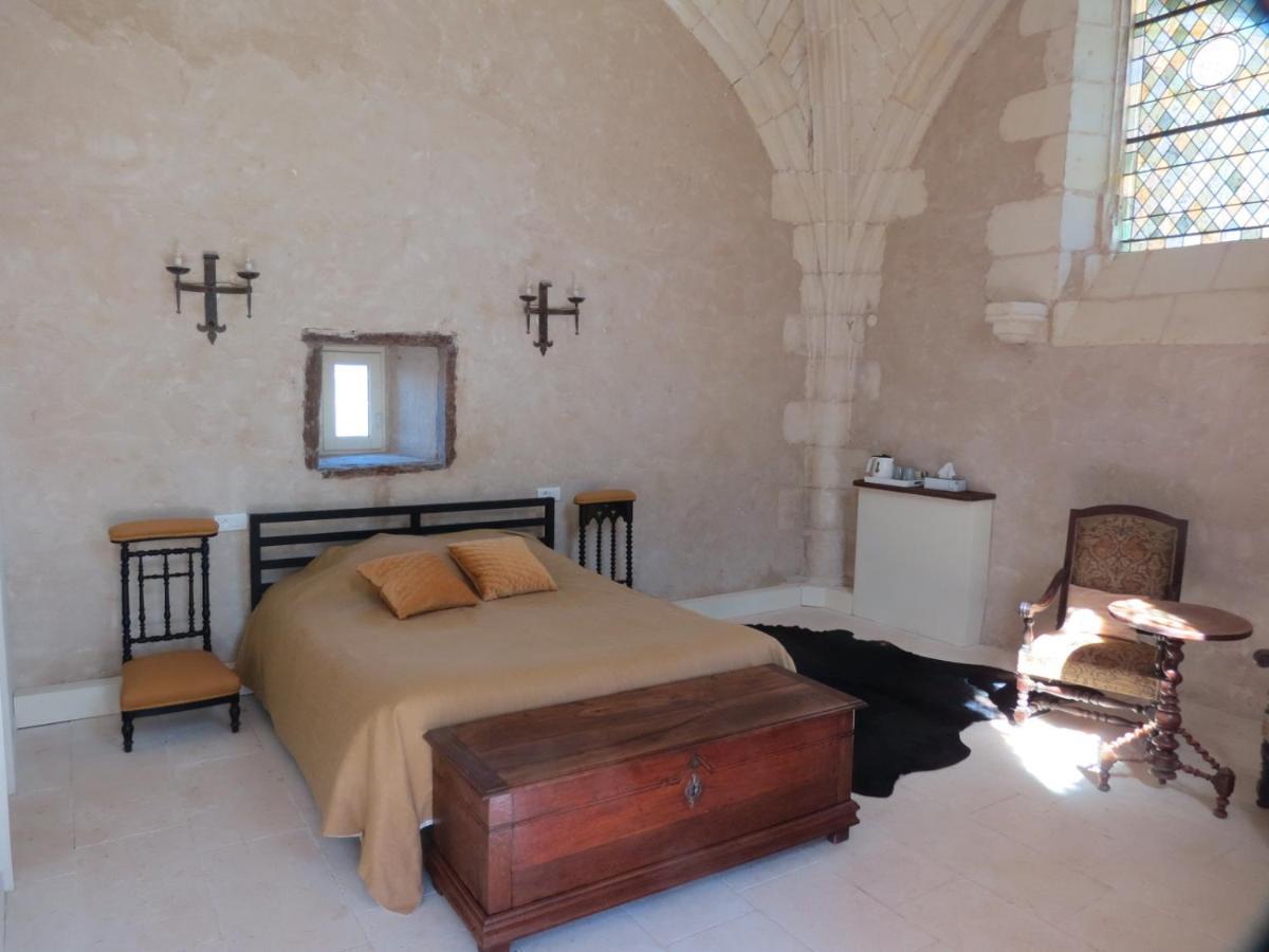 Le Chatelet Thilouze Εξωτερικό φωτογραφία