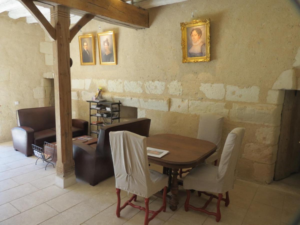 Le Chatelet Thilouze Εξωτερικό φωτογραφία