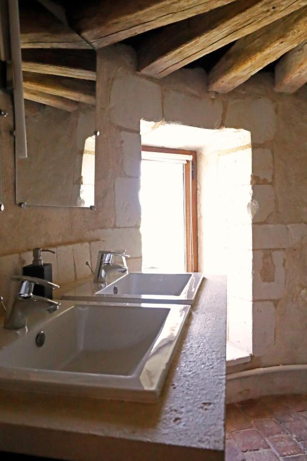 Le Chatelet Thilouze Εξωτερικό φωτογραφία