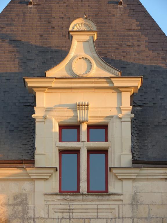 Le Chatelet Thilouze Εξωτερικό φωτογραφία
