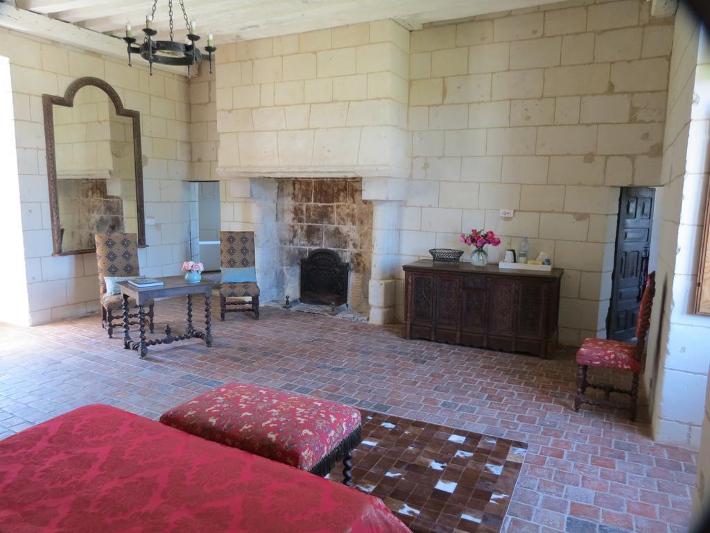Le Chatelet Thilouze Δωμάτιο φωτογραφία